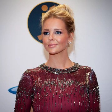 Chantal Janzen - Playboy and Event Shoots Collection in chantaljanzenfan__2693289459932071308_1935898789.jpg - hidden celebrity photo